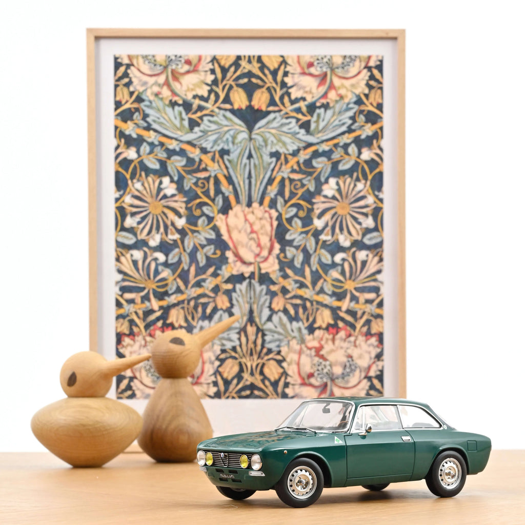 Alfa Romeo 2000 GTV 1973 Pine Green 1:18 - 200pcs