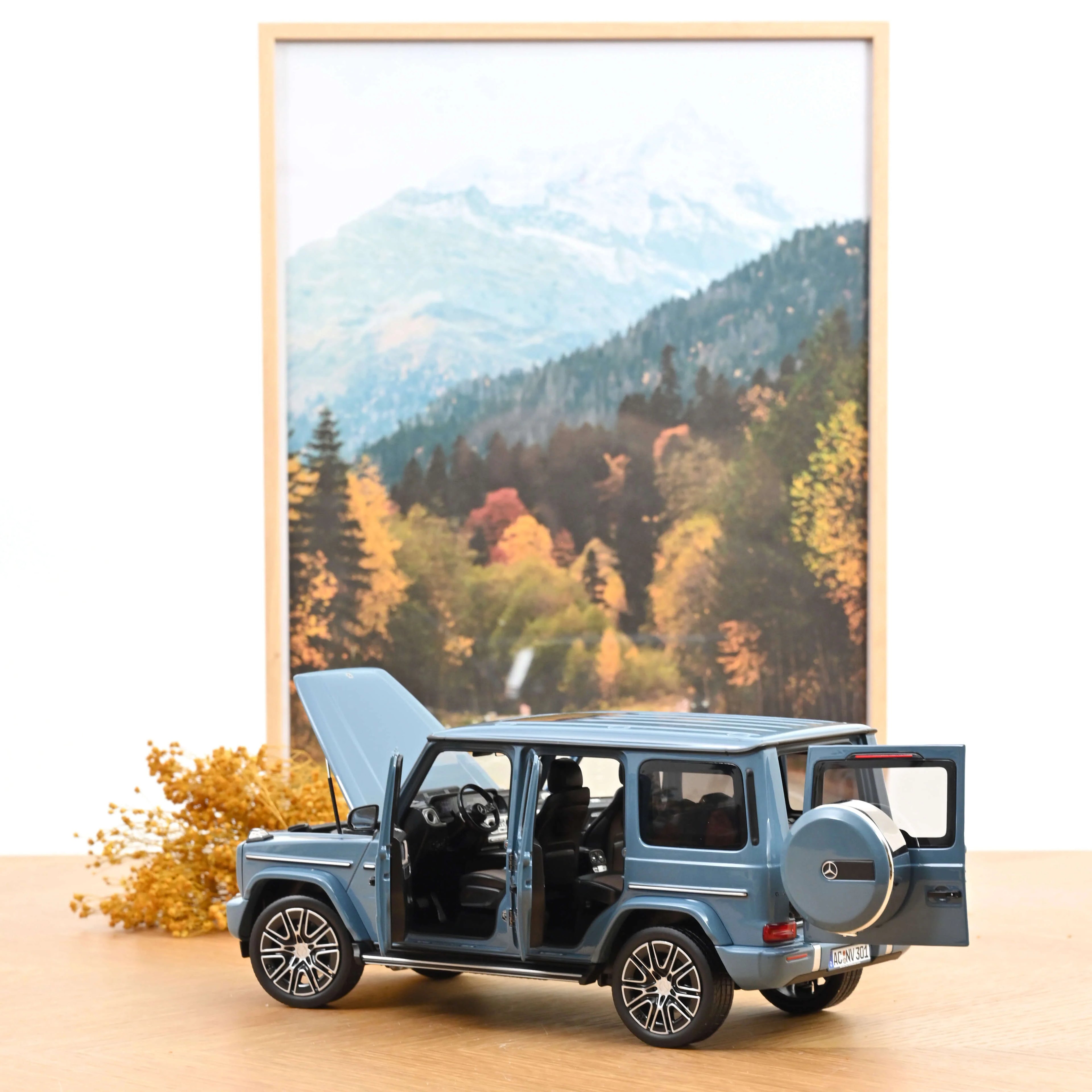 Mercedes-Benz G-Class 2024 Vintage Blue 1:18