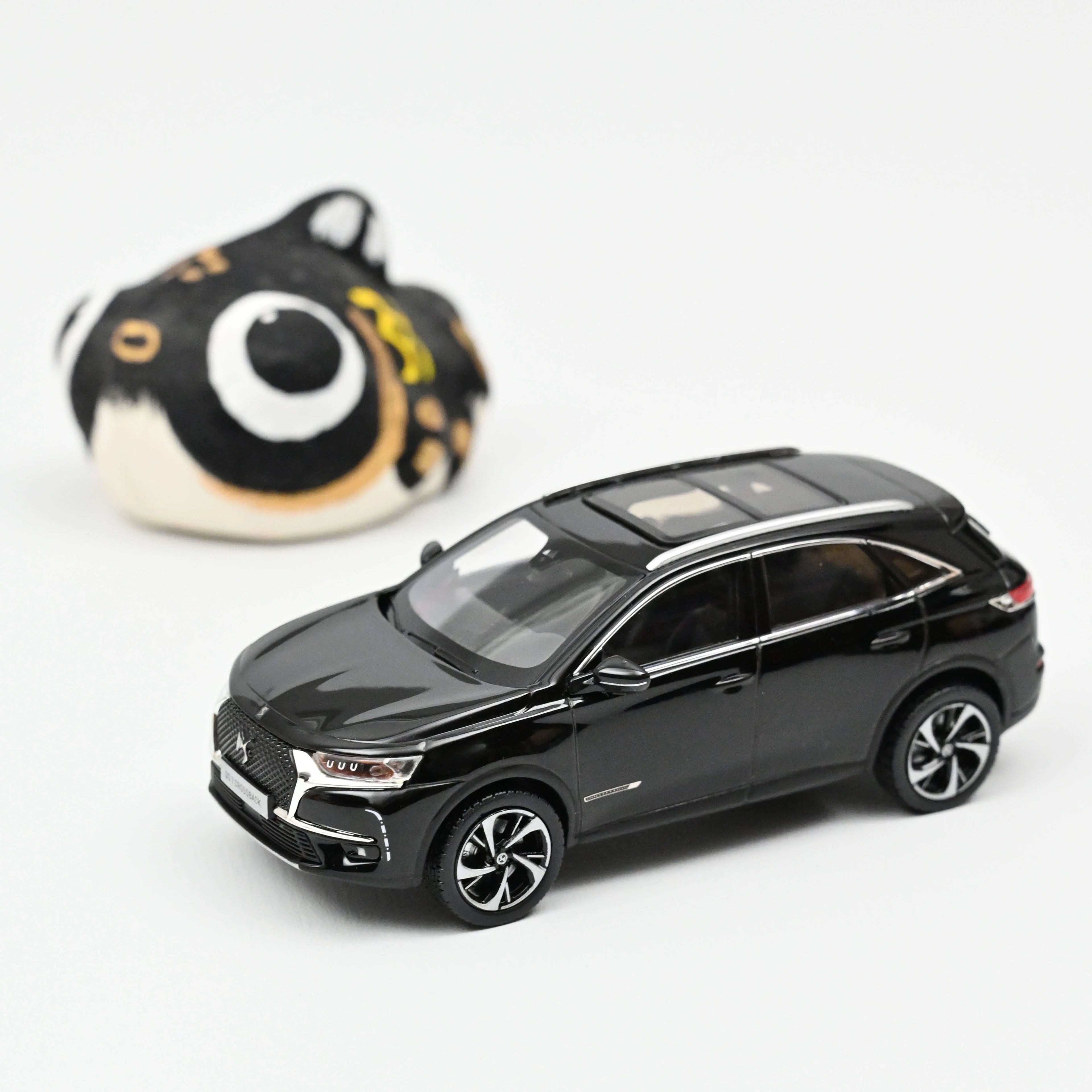 DS 7 Crossback 2017 Black 1:43