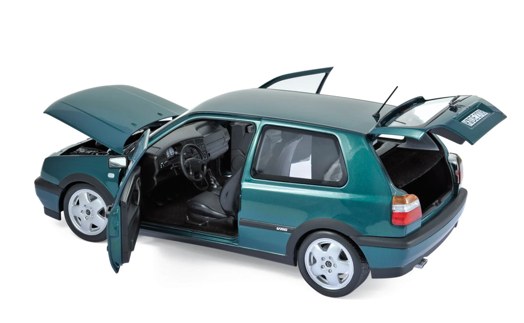 VW Golf VR6 1996 Green metallic 1:18