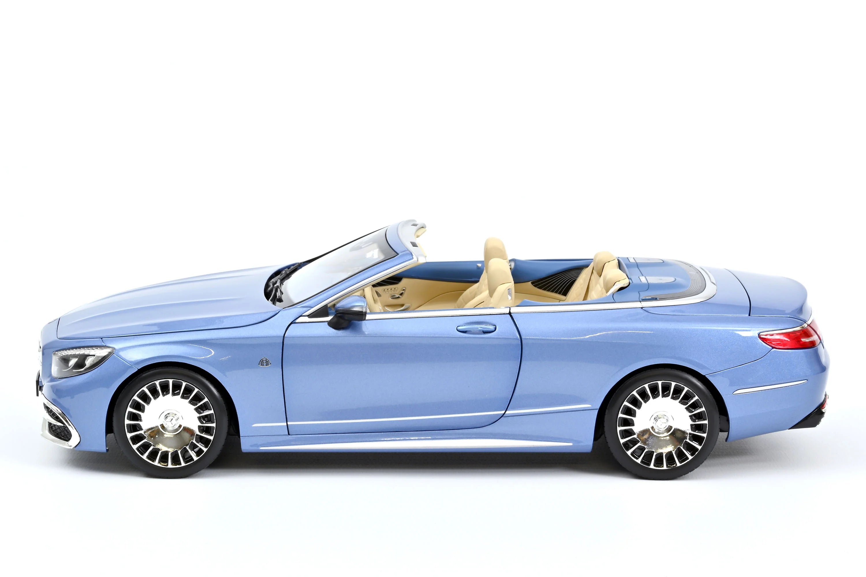 Mercedes-Maybach S650 Cabriolet 2018 Bleu métallisé 1:18