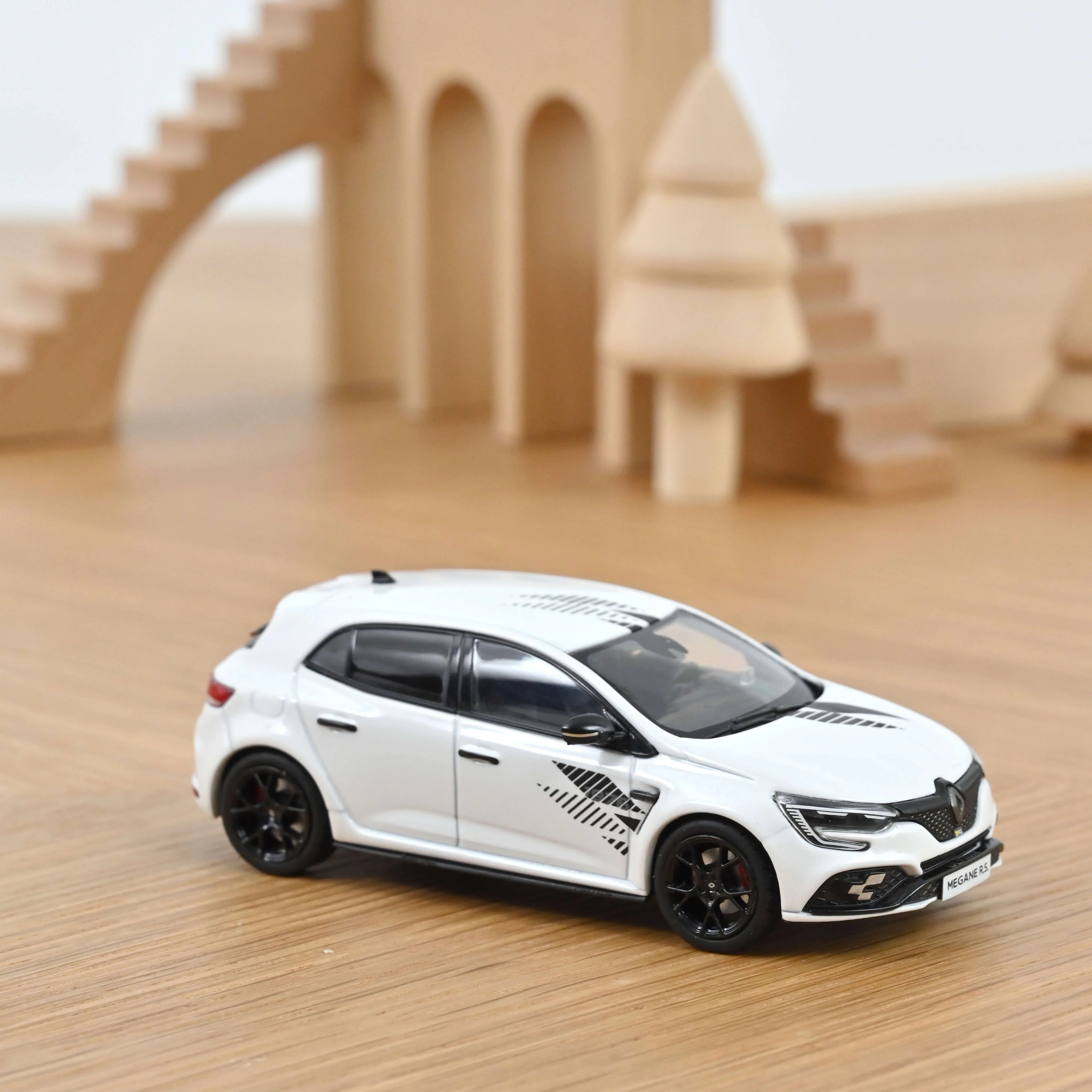 Renault Megane R.S. Ultime 2023 Pearl White 1:43