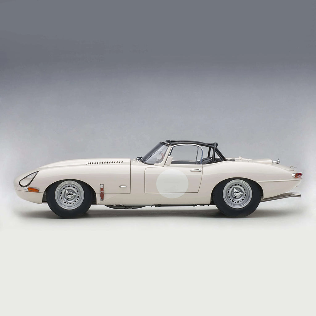 Jaguar E-Type Lightweight 2015 White 1/18