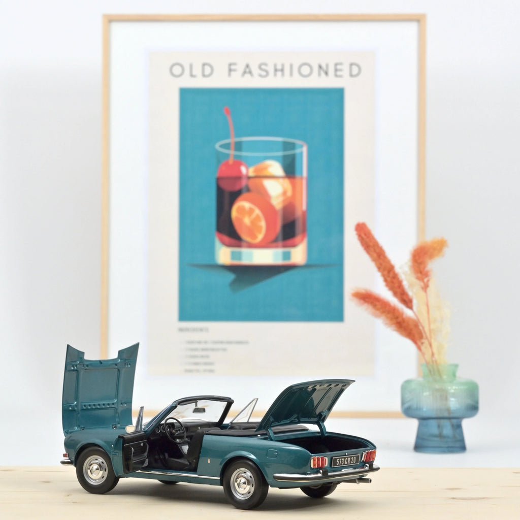 Peugeot 504 Cabriolet 1969 Metallic Blue 1:18 - 250pcs