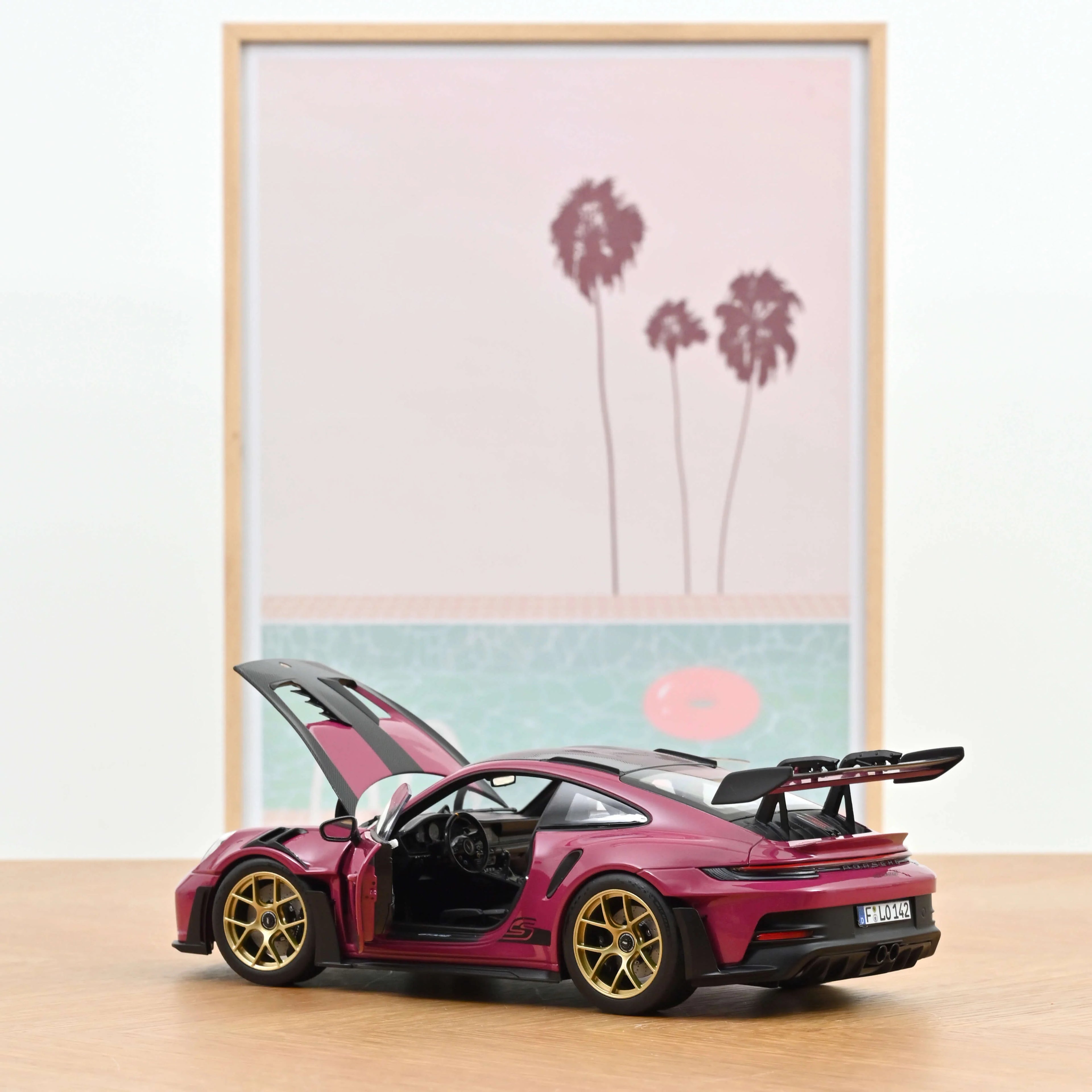 Porsche 911 GT3 RS w/Weissach Pack 2022 Ruby Star  1:18