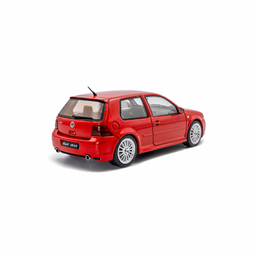 VW Golf IV R32 Tornadorot 2003 1:43