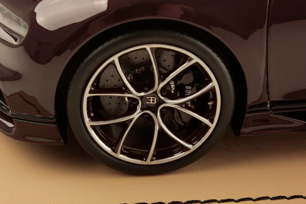 MR Bugatti Chiron Sky View Red / Black - Limited 79 pcs