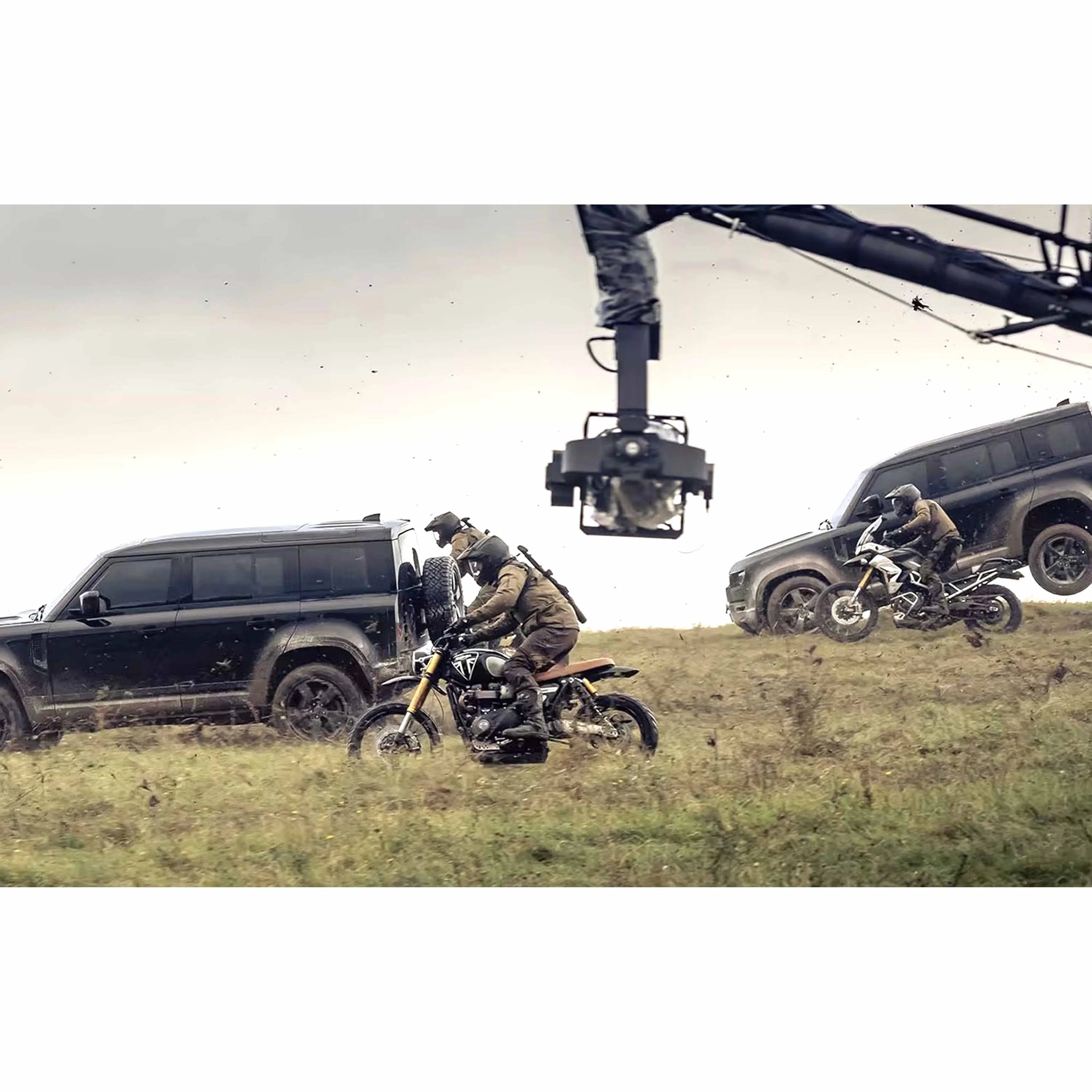 Triumph Scrambler 1200XE  'No Time To Die' - James Bond 007 1:12