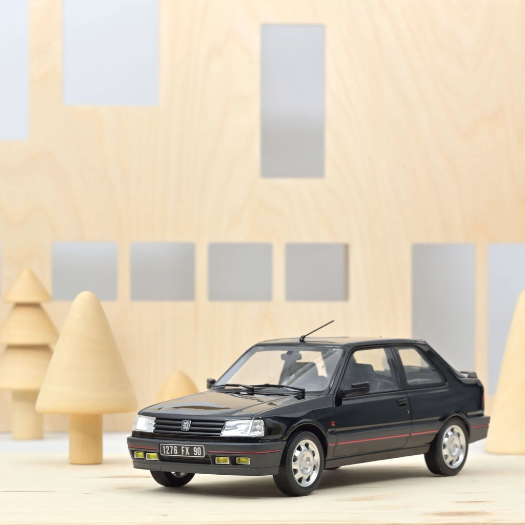 Peugeot 309 GTi 1990 Noir 1:18