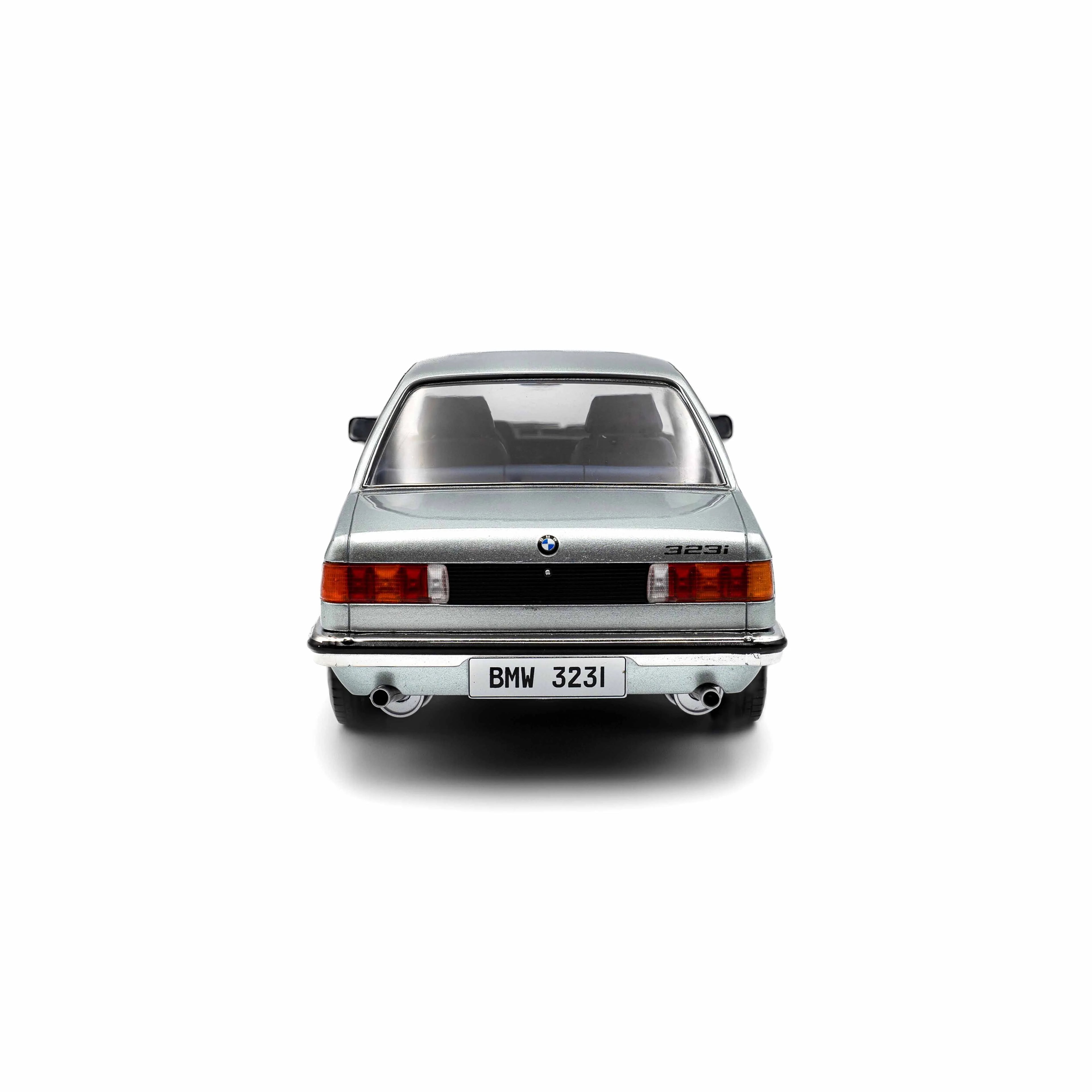 BMW E21 323I Saphir Blue Metallic 1:18