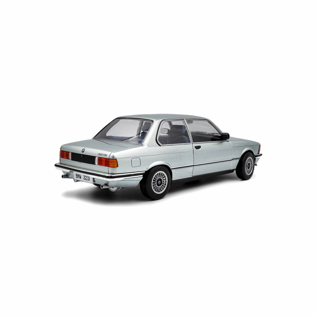 BMW E21 323I Saphir Blue Metallic 1:18