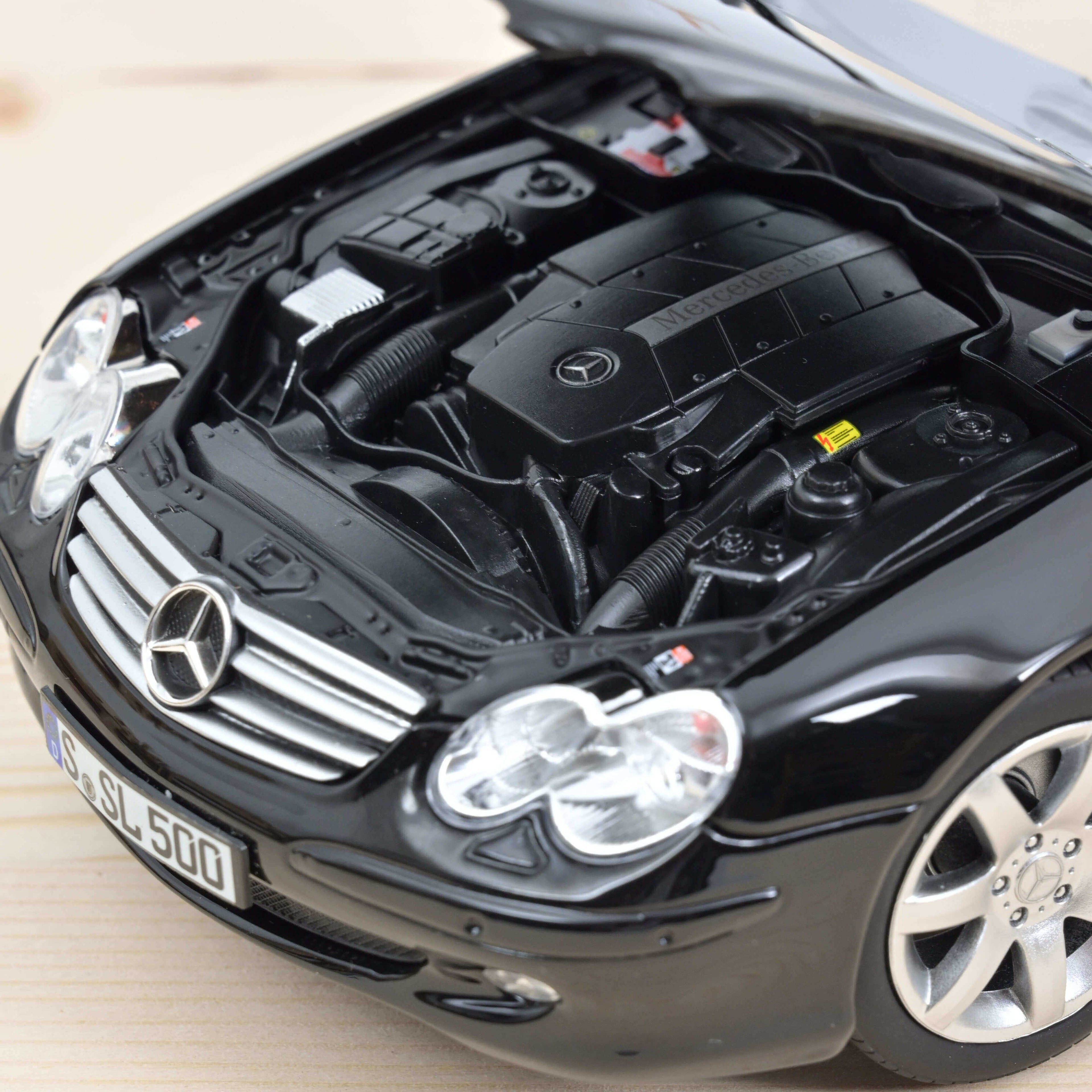 Mercedes-Benz SL 500 2003 Noir 1:18