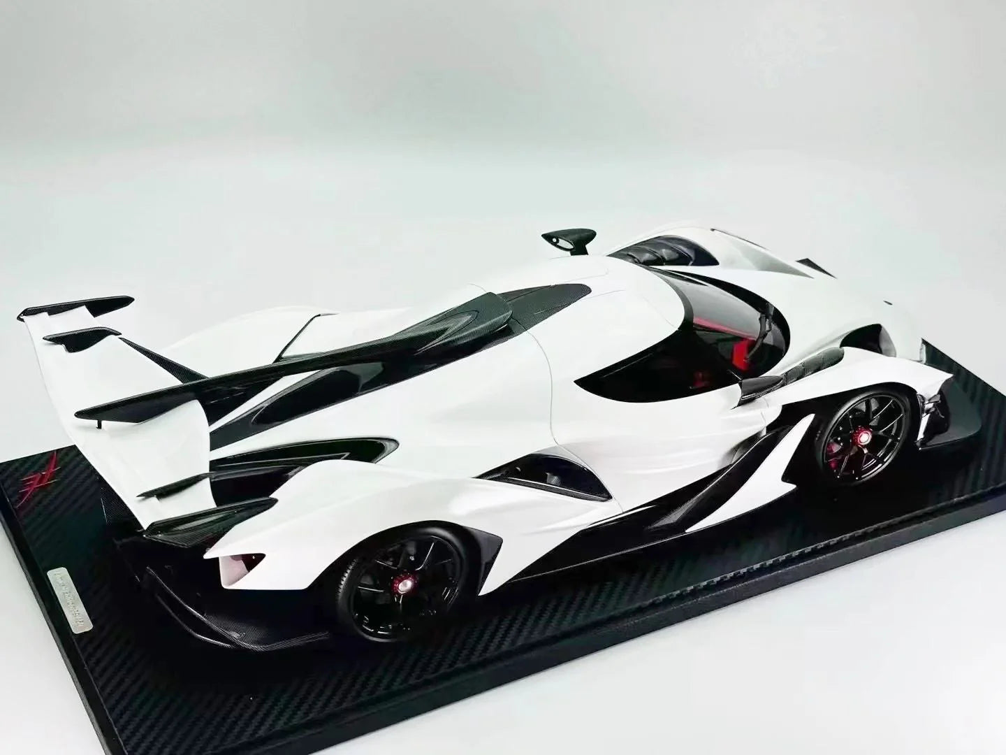 Peako Apollo Intensa Emozione in Weiß - Limitiert auf 50 Stück (Maßstab 1/12)