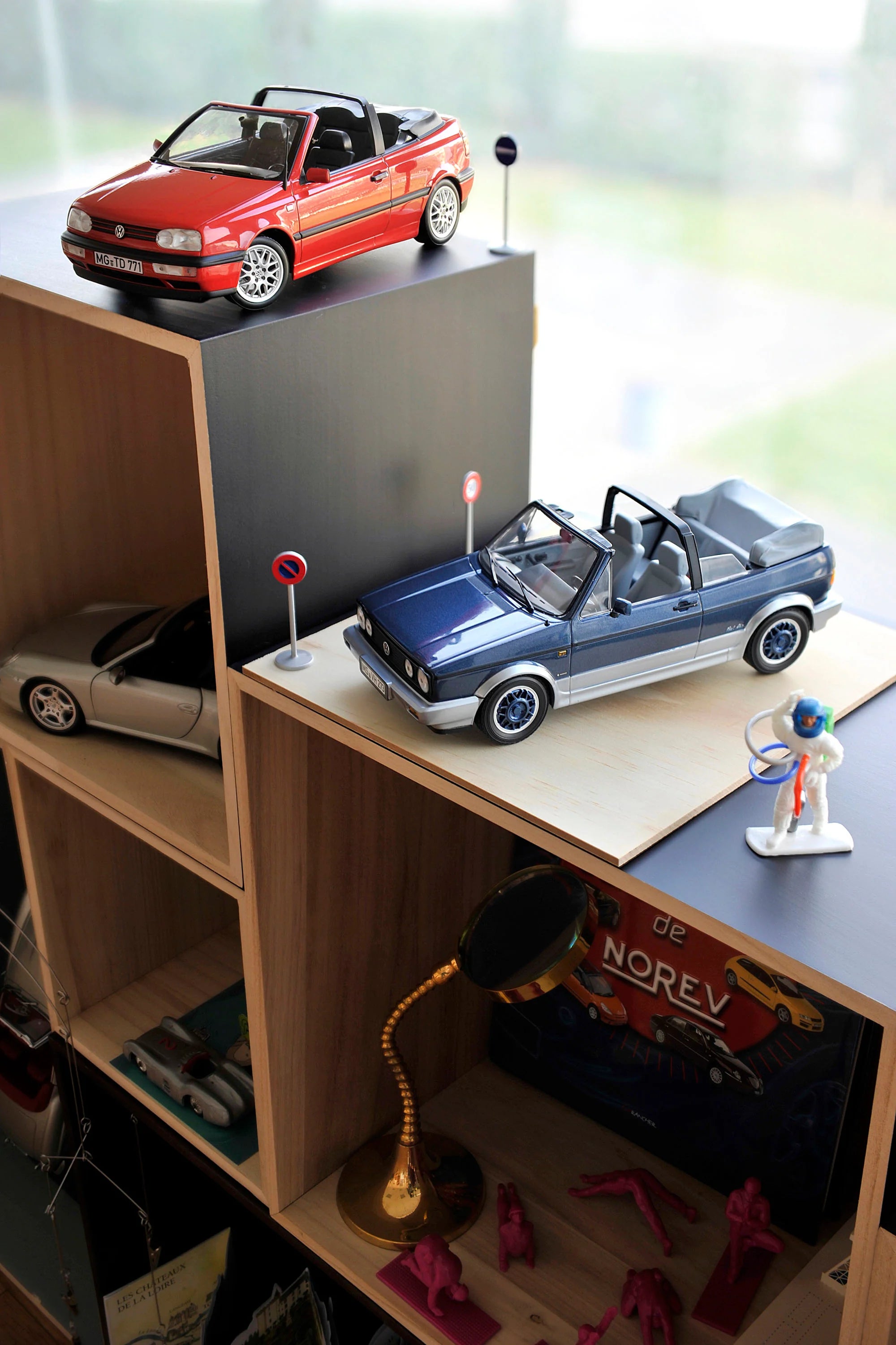 VW Golf Cabriolet 1995 Red 1:18