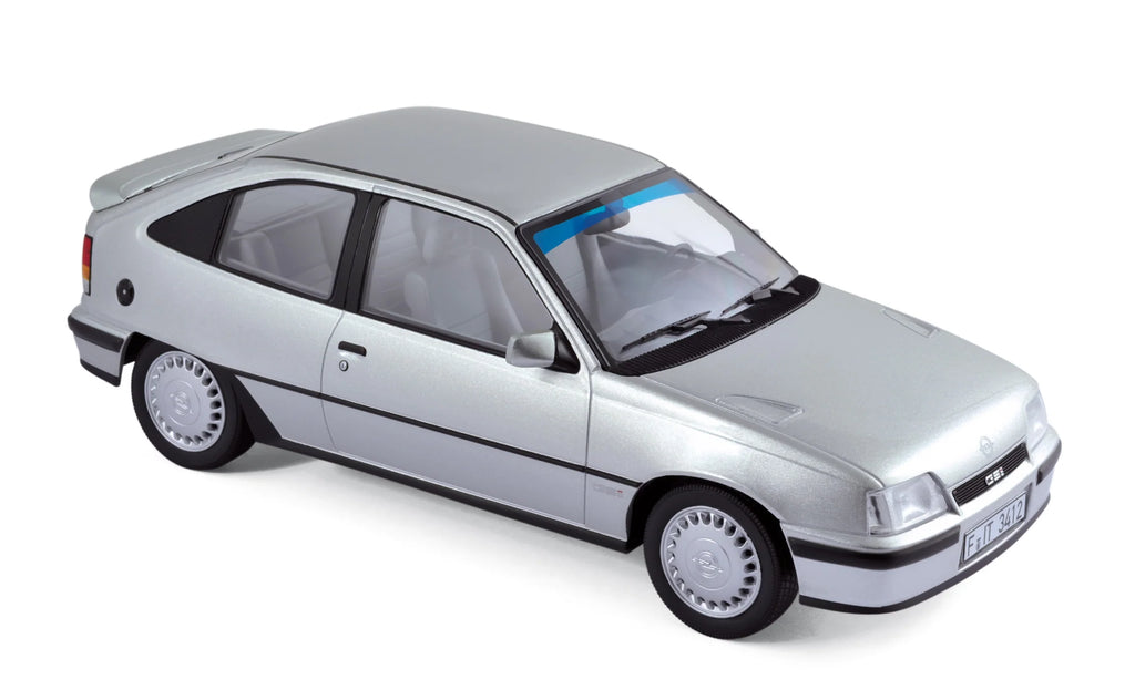 Opel Kadett GSI 1987 Silver 1:18