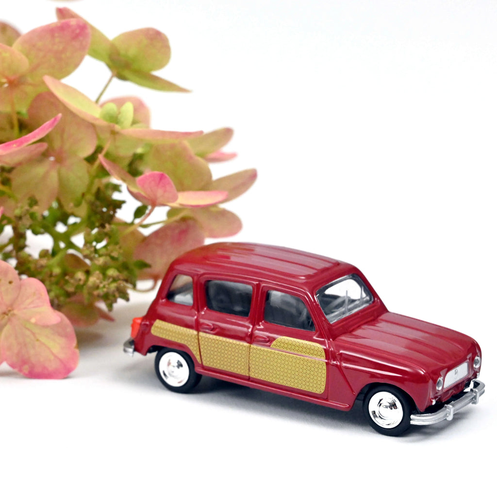 Renault 4 Parisienne 1966 Kastanienbraun 1:54