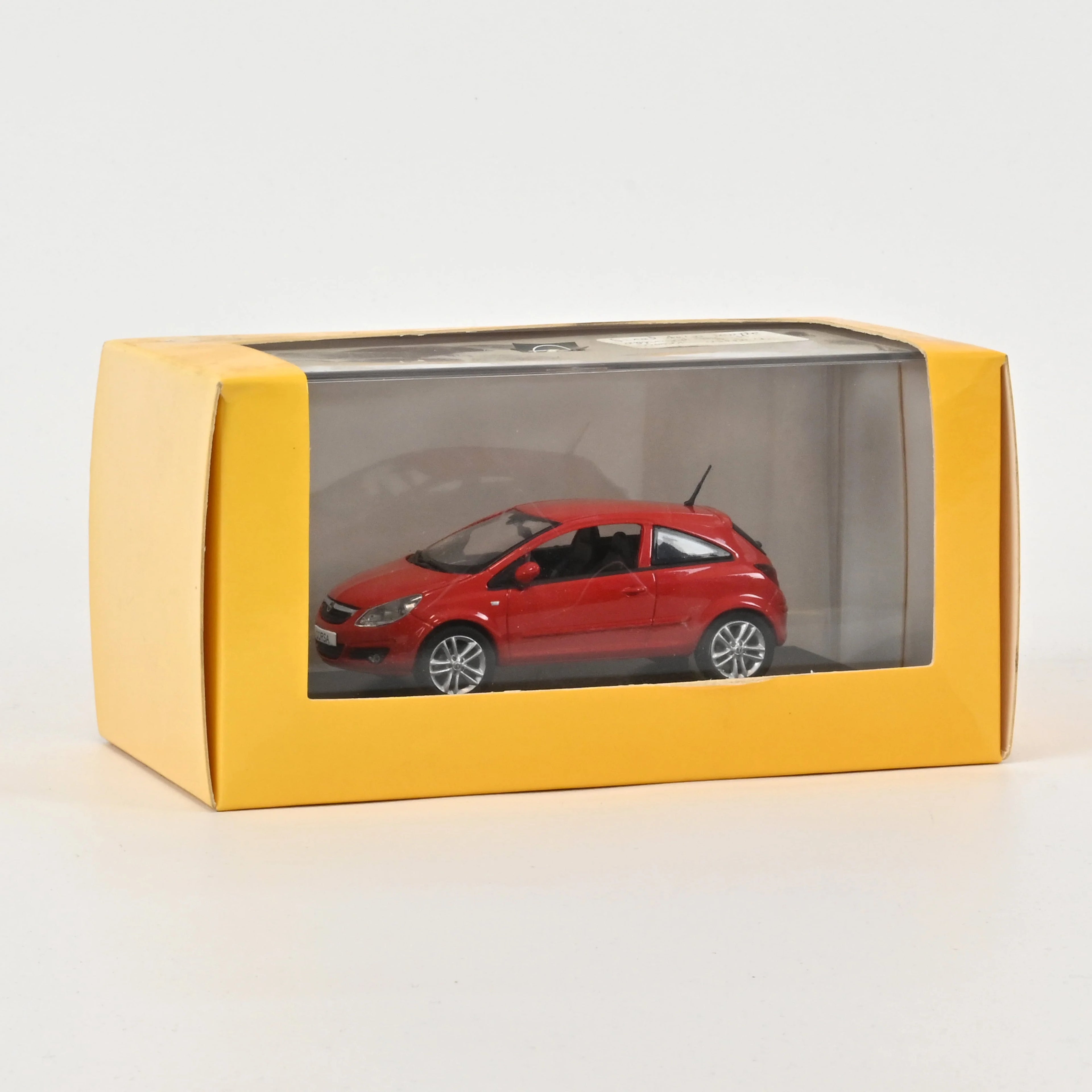 Opel Corsa Red 1:43