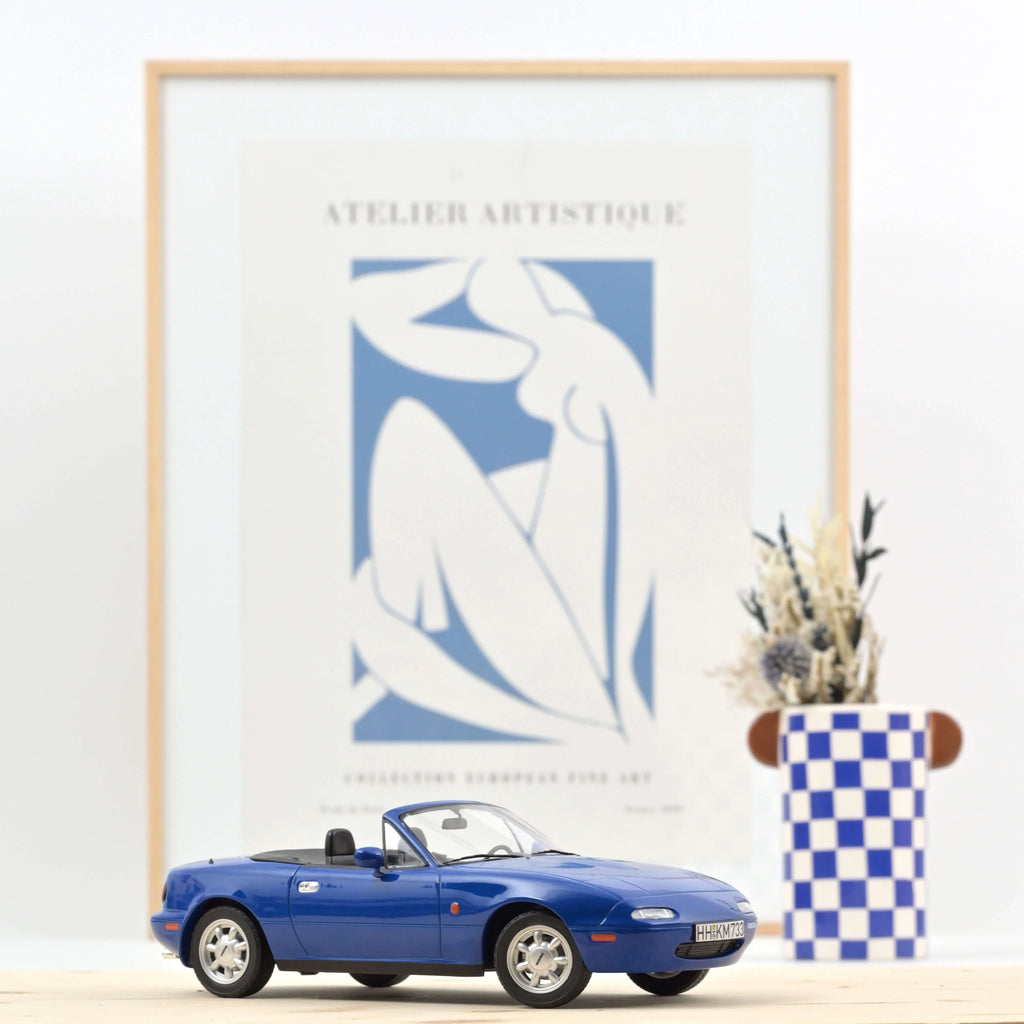 Mazda MX-5 1989 Navy Blue 1:18 - 100pcs