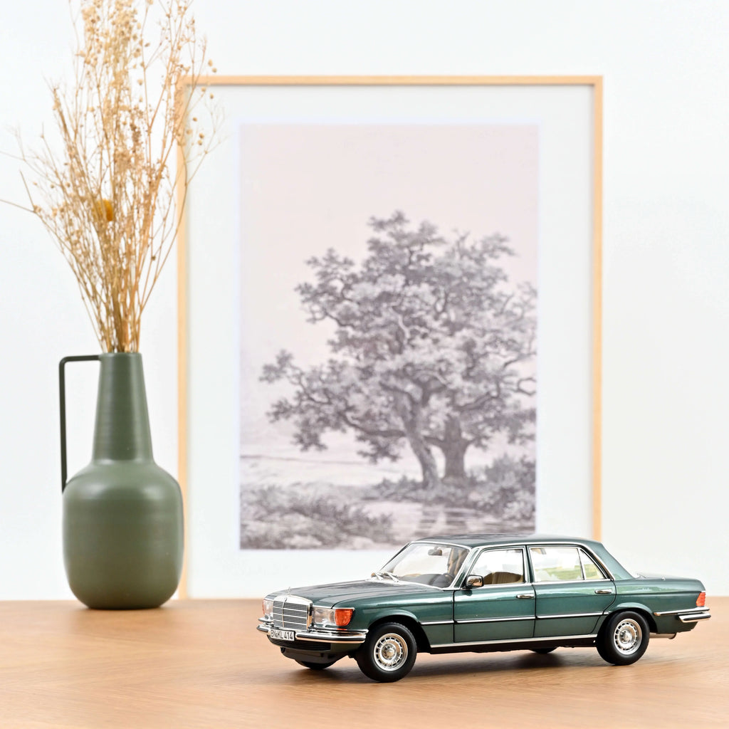 Mercedes-Benz 450 SEL 6.9 1979 Petrol 1:18