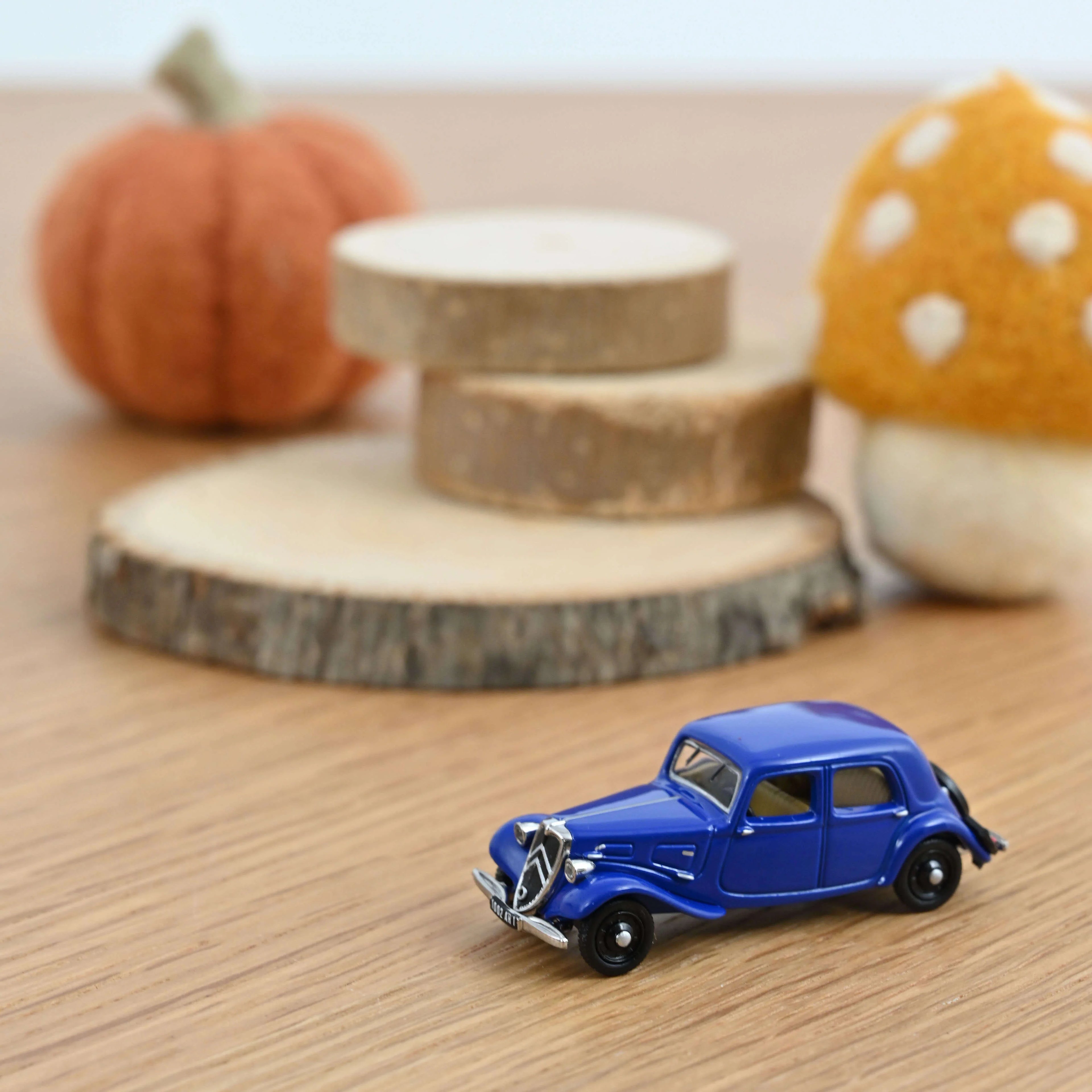 Citroën 11 AL 1938 Emeraude Blue 1:87