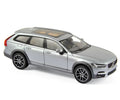 Volvo V90 Cross Country 2017 Argent brillant 1:43