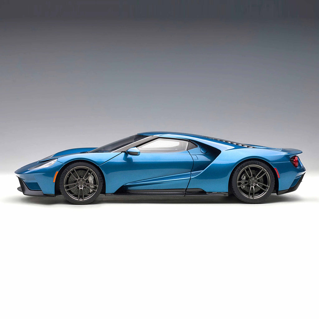 Ford GT 2017 Liquid Blue 1:18