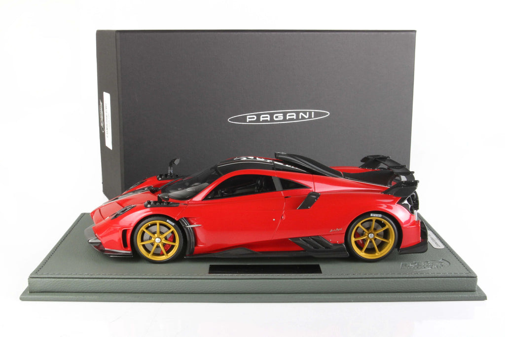BBR Pagani Imola Azalea Red Metallic - Édition limitée à 140 exemplaires avec vitrine de présentation