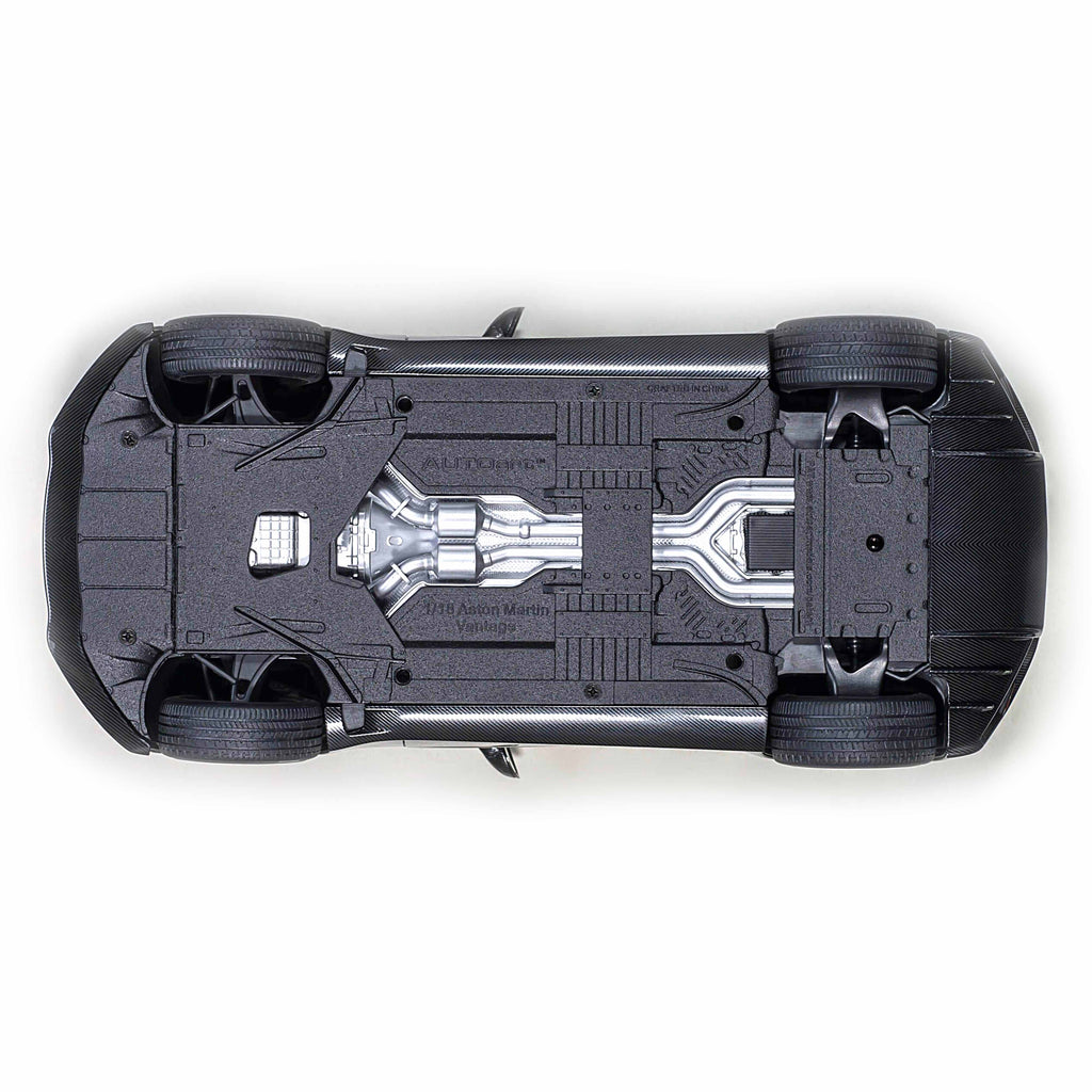 Aston Martin Vantage 2019 Tiefschwarz 1:18
