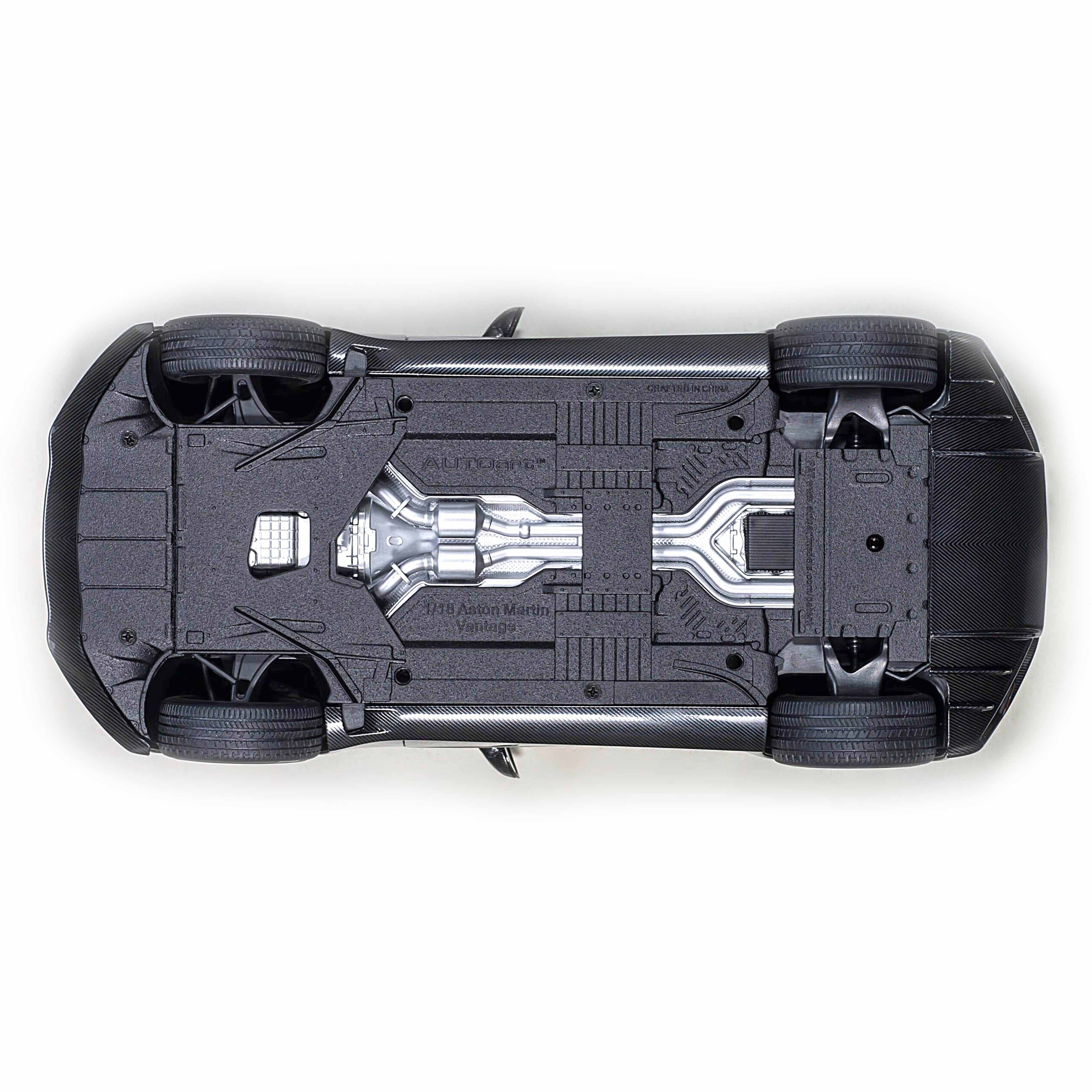 Aston Martin Vantage 2019 Jet Black 1:18