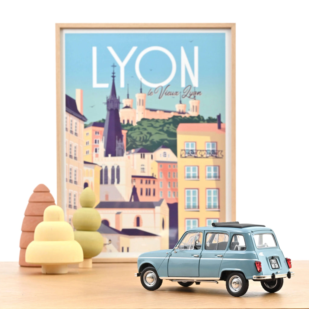 Renault 4L 1966 French Blue 1:18
