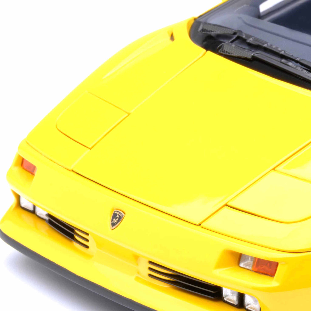 Lamborghini Diablo SE JOTA Superfly Yellow 1995 1:18