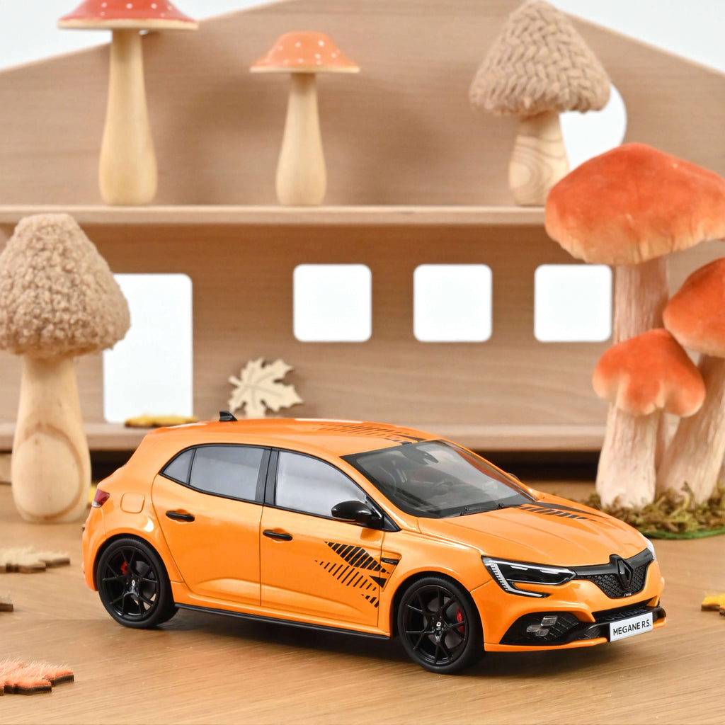 Renault Megane R.S. Ultime 2023 Tonic Orange 1:18 - 200 Stk.