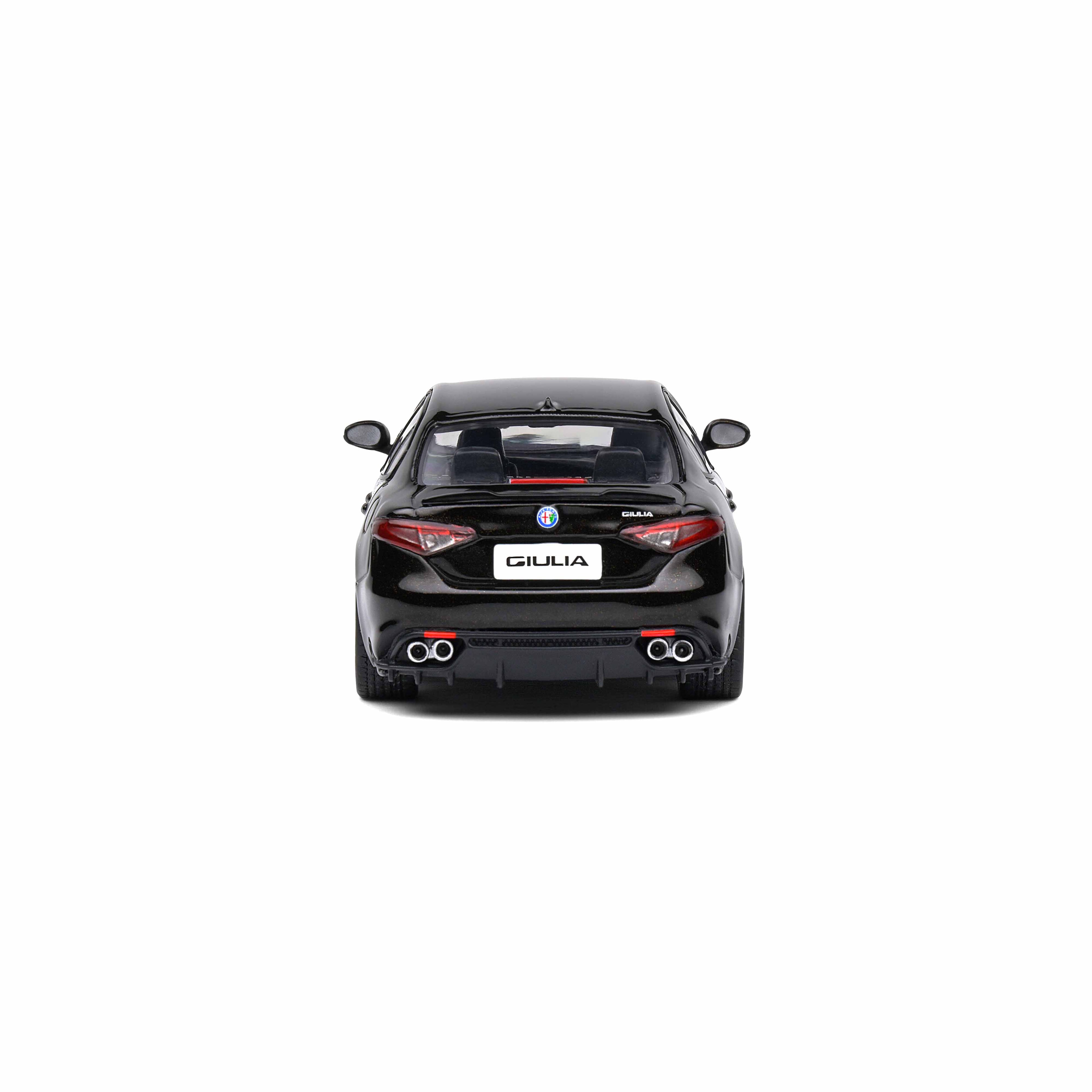 Alfa Romeo Giulia Quadrifoglio Black 2019 1:43