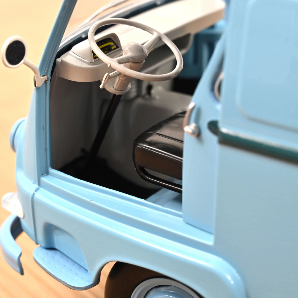 Renault Estafette 1959 Light Blue 1:18 - 200pcs