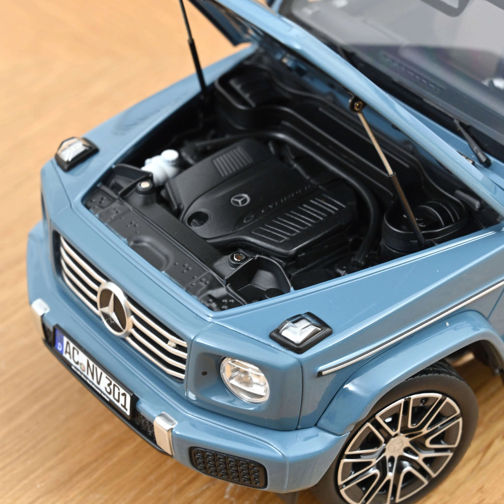 Mercedes-Benz G-Class 2024 Vintage Blue 1:18