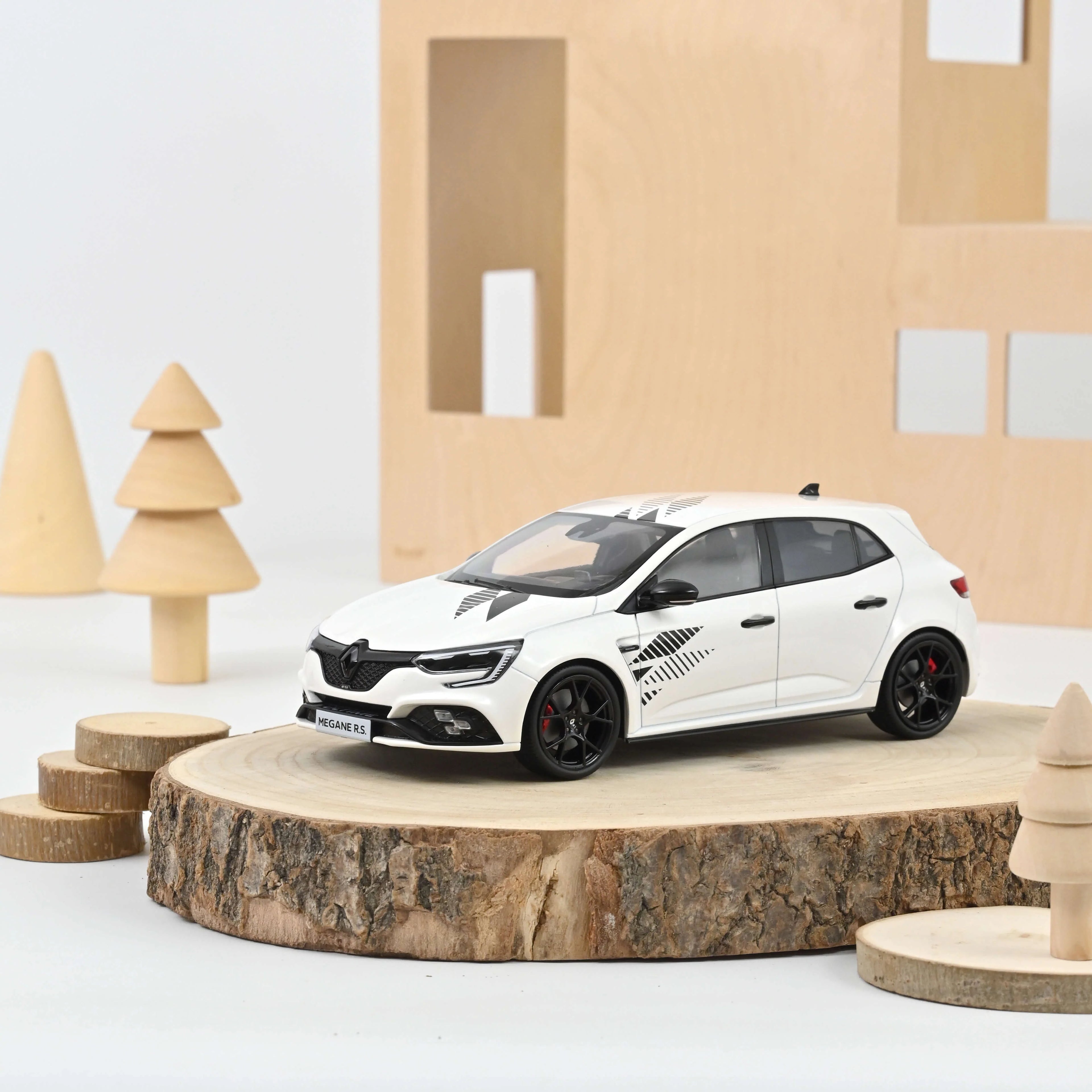 Renault Megane R.S. Ultime 2023 Pearl White 1:18