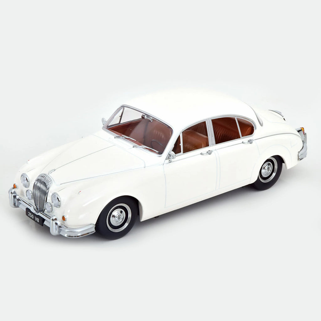 Daimler 250 V8 LHD 1962 White 1:18