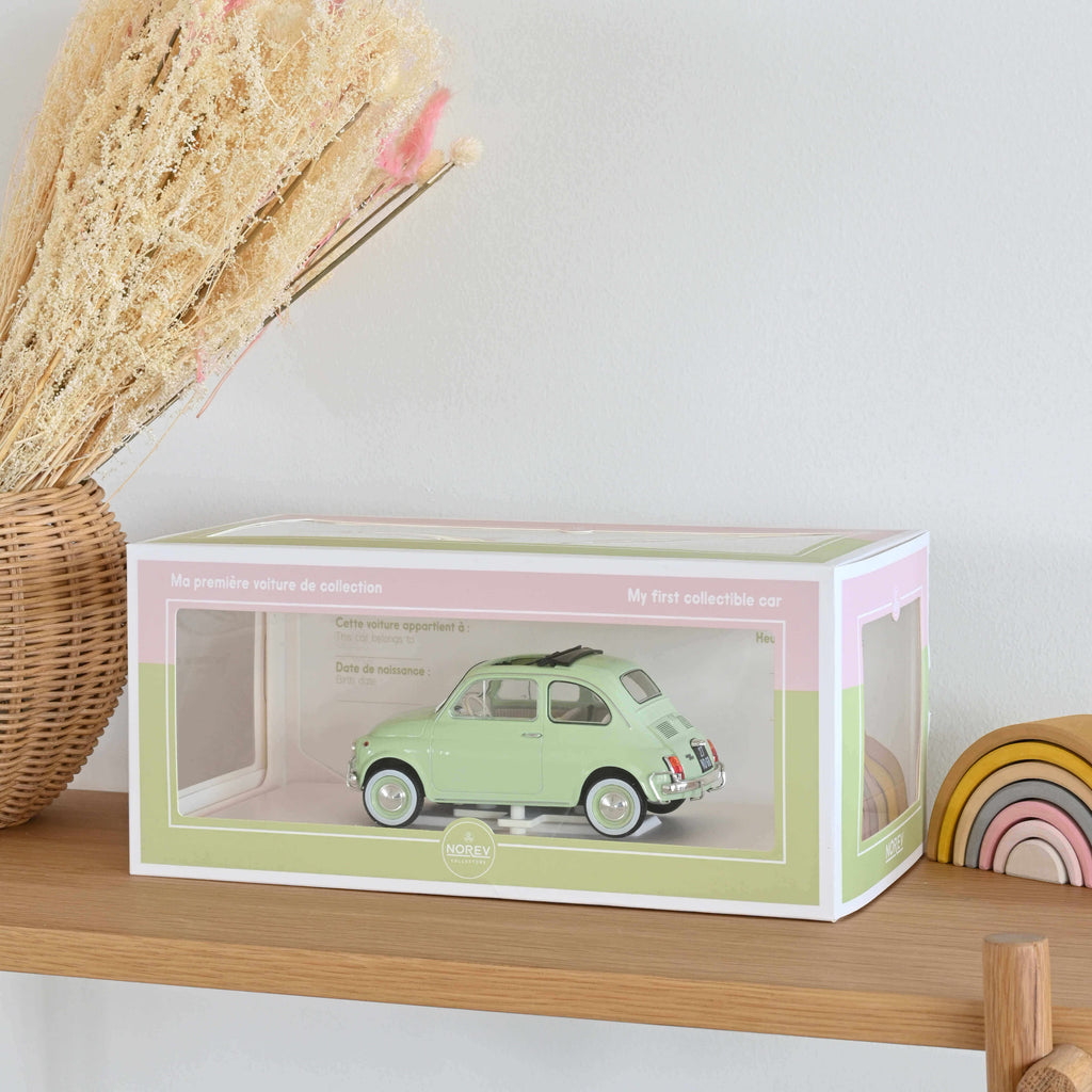 Fiat 500 L 1968 Light green Special birth pack 1:18