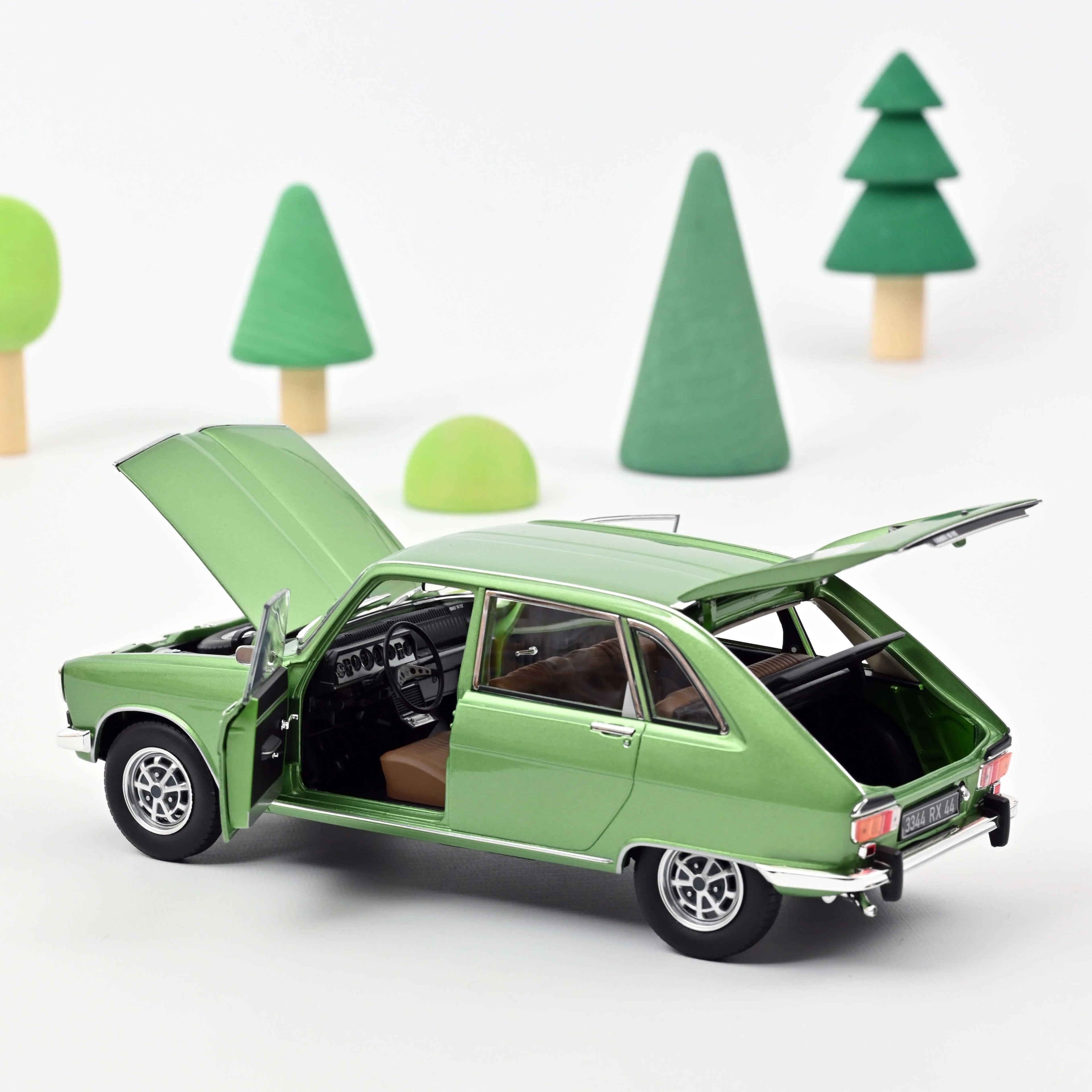Renault 16 TX 1974 Grün metallic 1:18