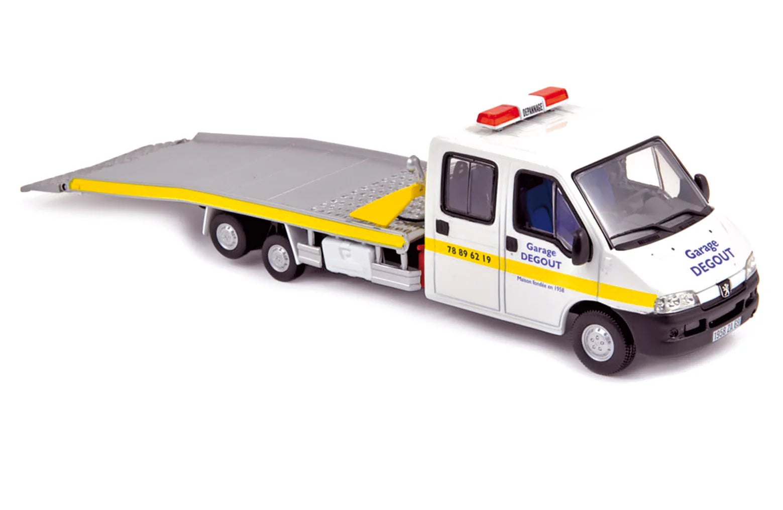 Peugeot Boxer Portair 2003 1:43