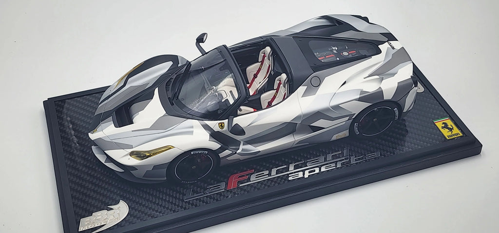 BBR Ferrari Laferrari Aperta Camouflage - Limited 40 pcs with Display Case