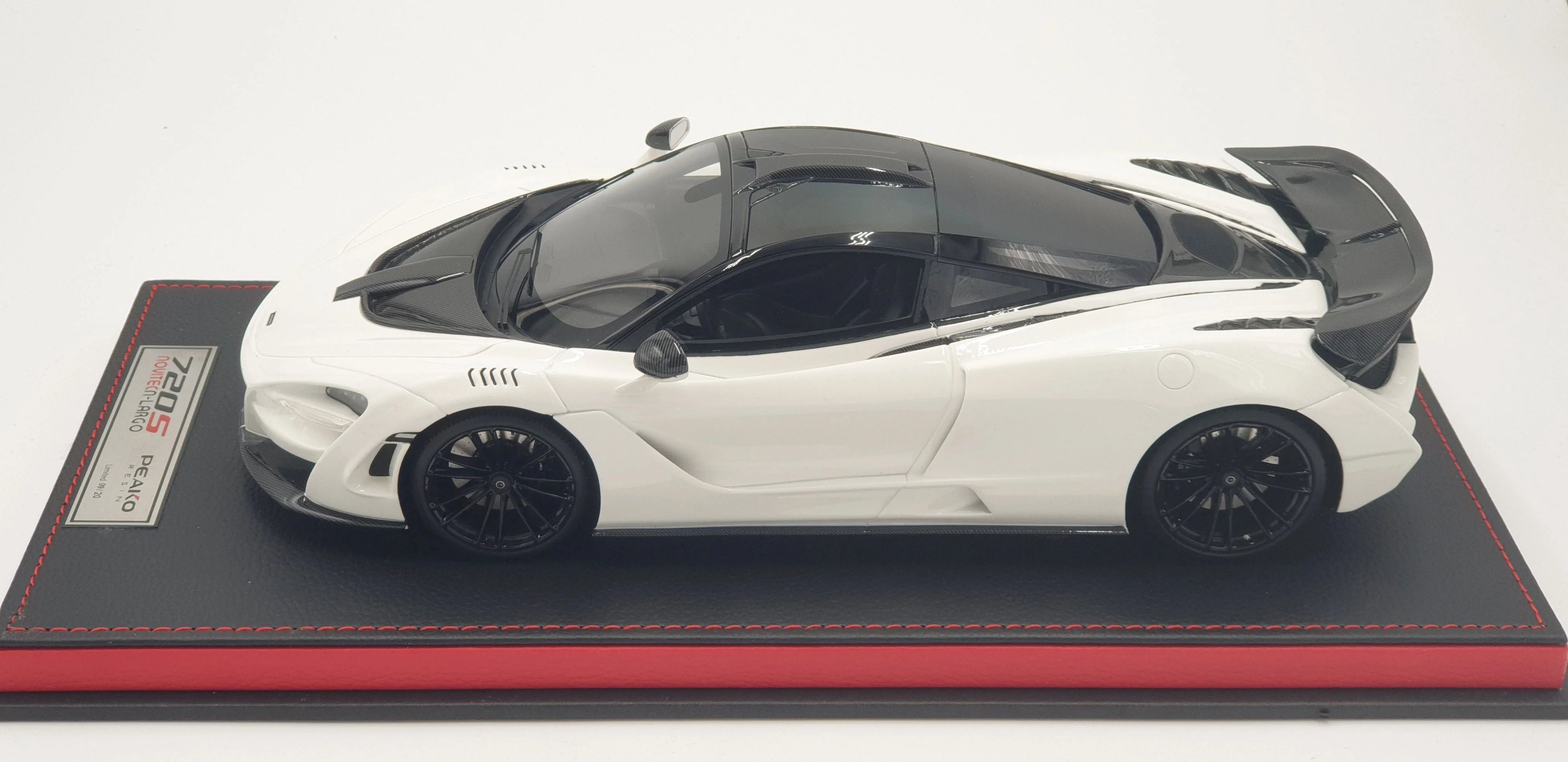 Clearance McLaren 720S Novitec N-Largo White - Limited 20 pcs by Peako