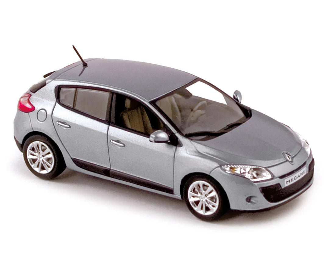 Renault Megane berline 2009 - Grey Platine 1:43