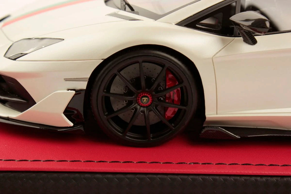 Clearance MR Lamborghini Aventador SVJ White Bianco Canopus, Italian Design  - Limited 16 pcs