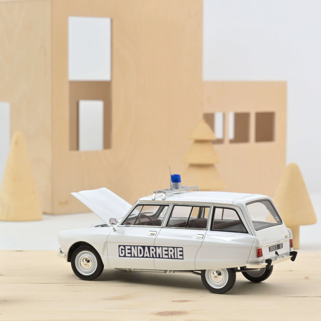 Citroën Ami 8 Break 1975 Gendarmerie 1:18 - 200 Stück
