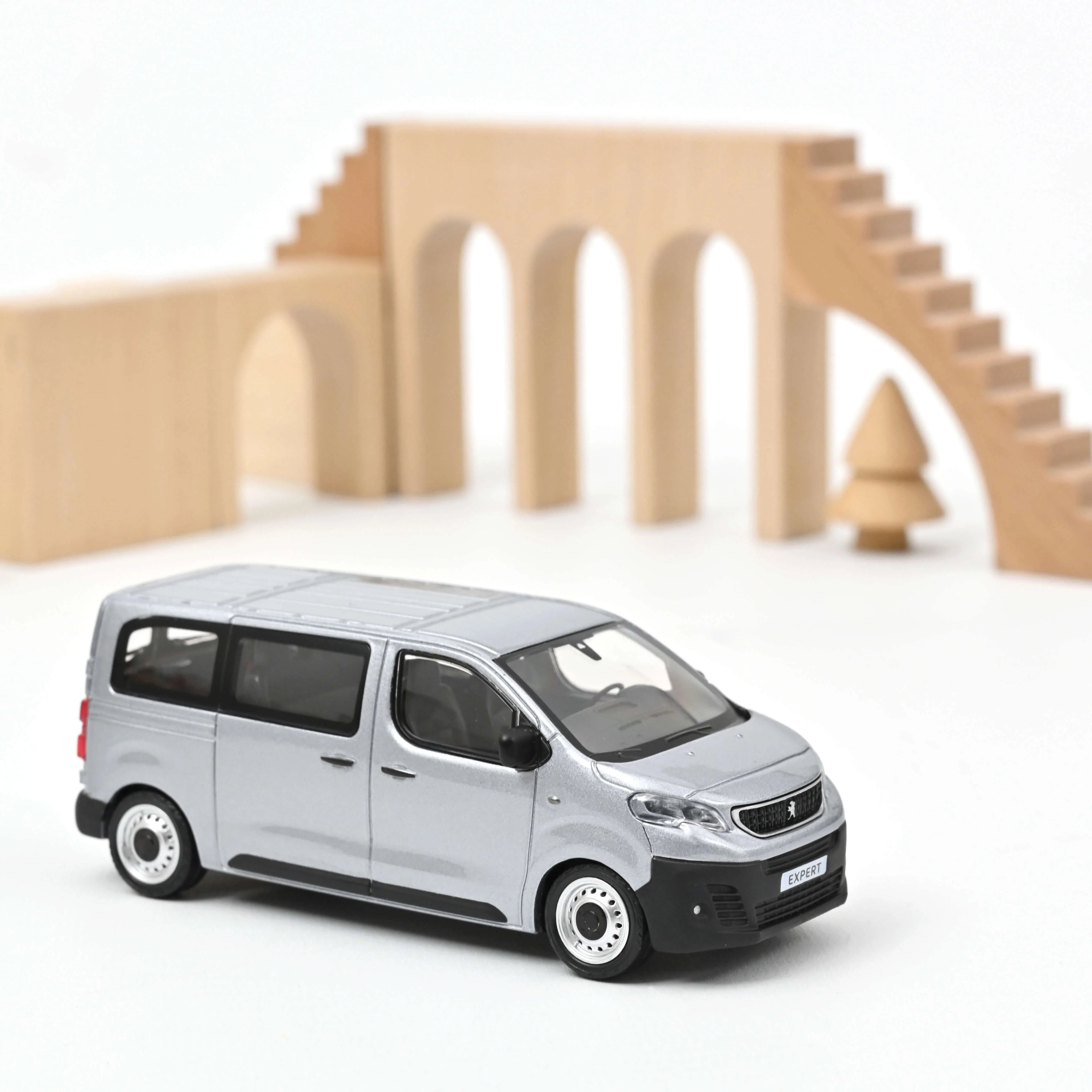 Peugeot Expert 2016 Gris Aluminium 1/43
