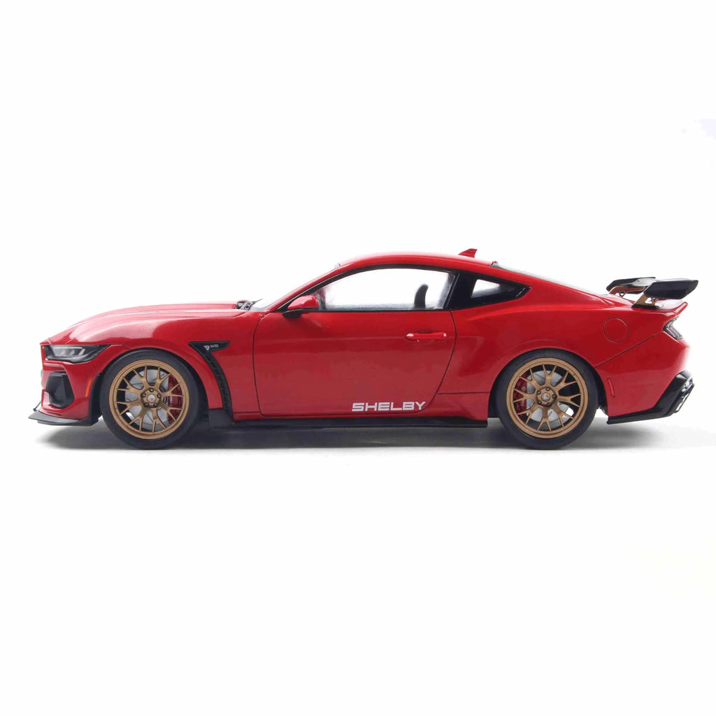Shelby Mustang Super Snake Race Red 2025 1:18