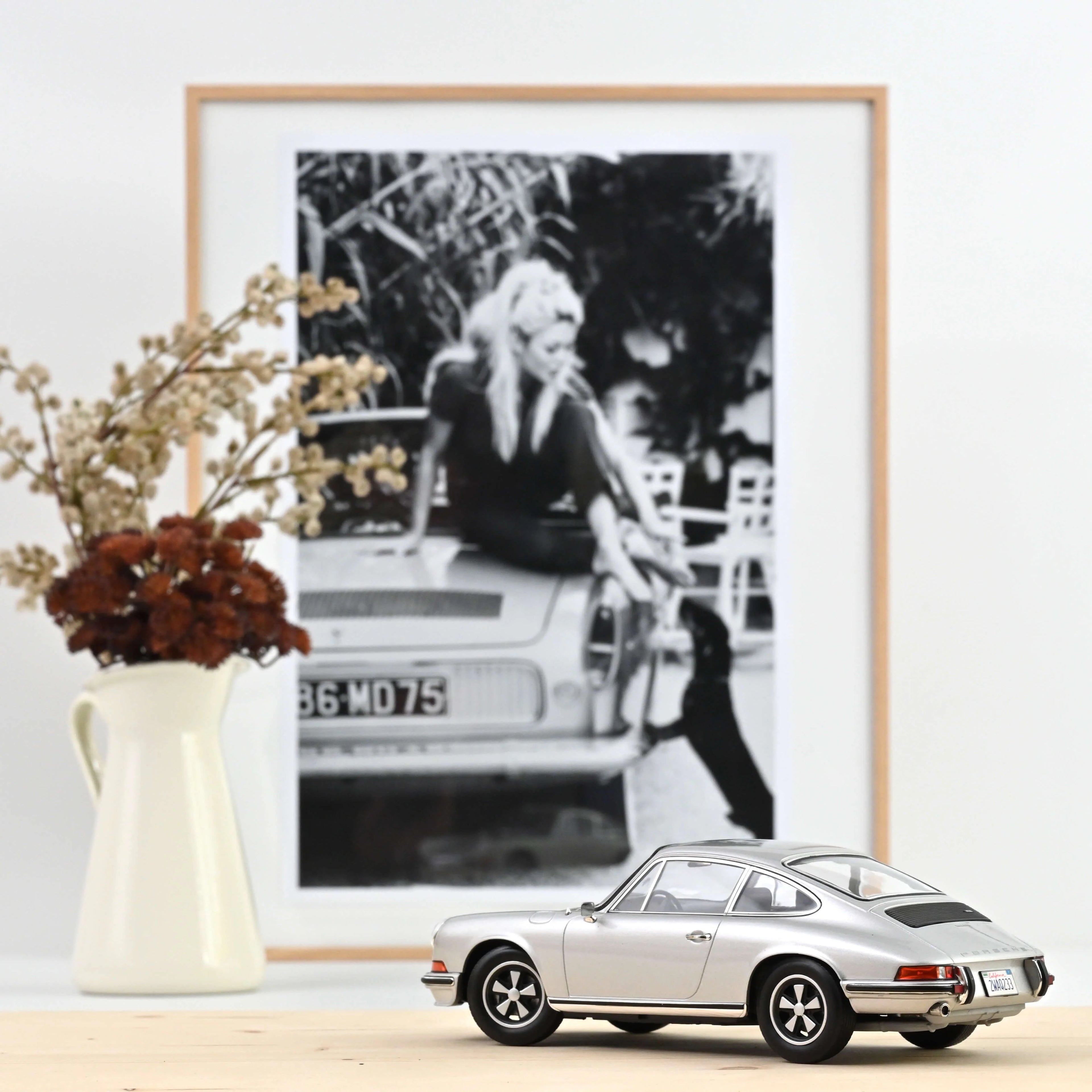 Porsche 911 S 1973 Argent 1:18 - 500 exemplaires
