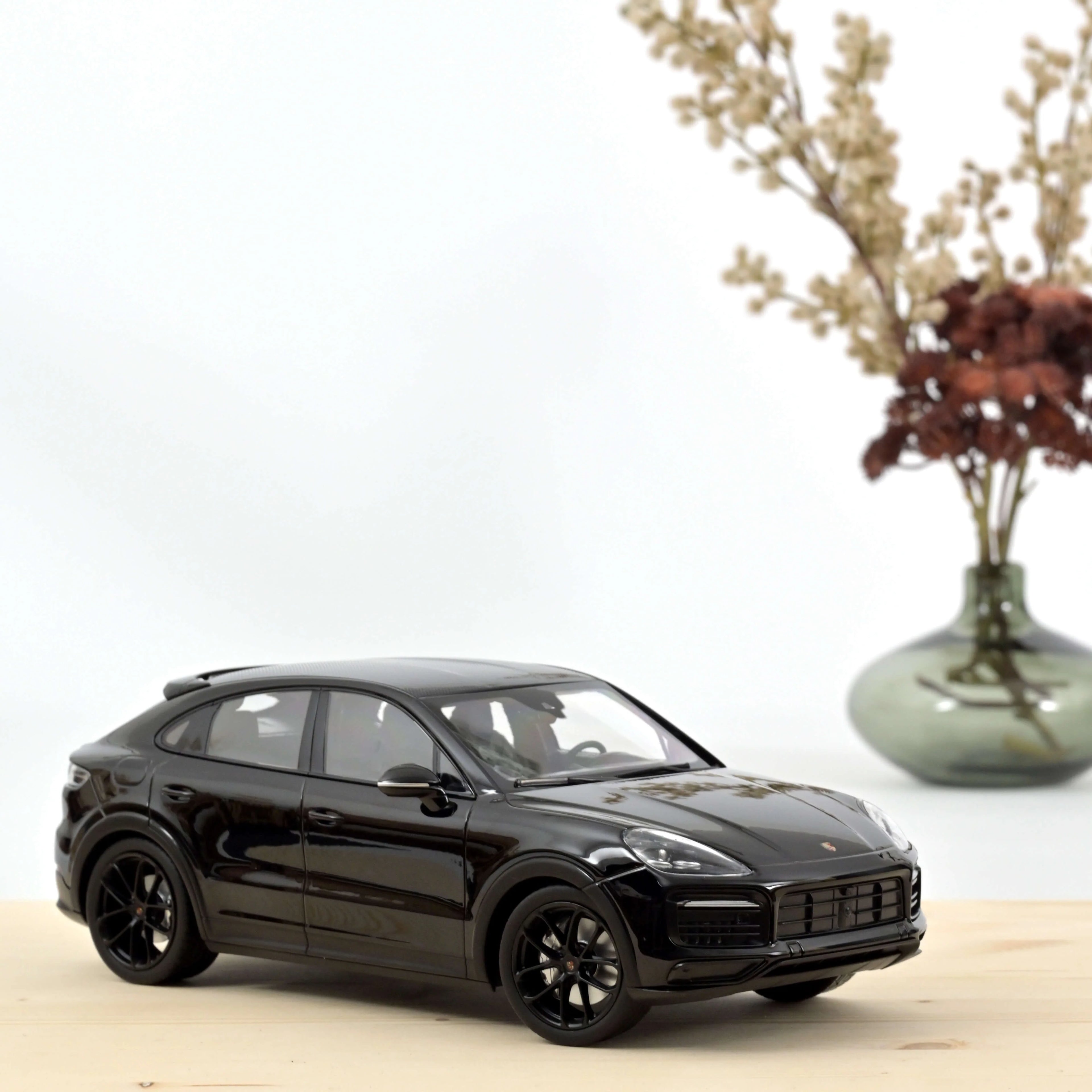 Porsche Cayenne S Coupe 2019 Schwarz 1:18