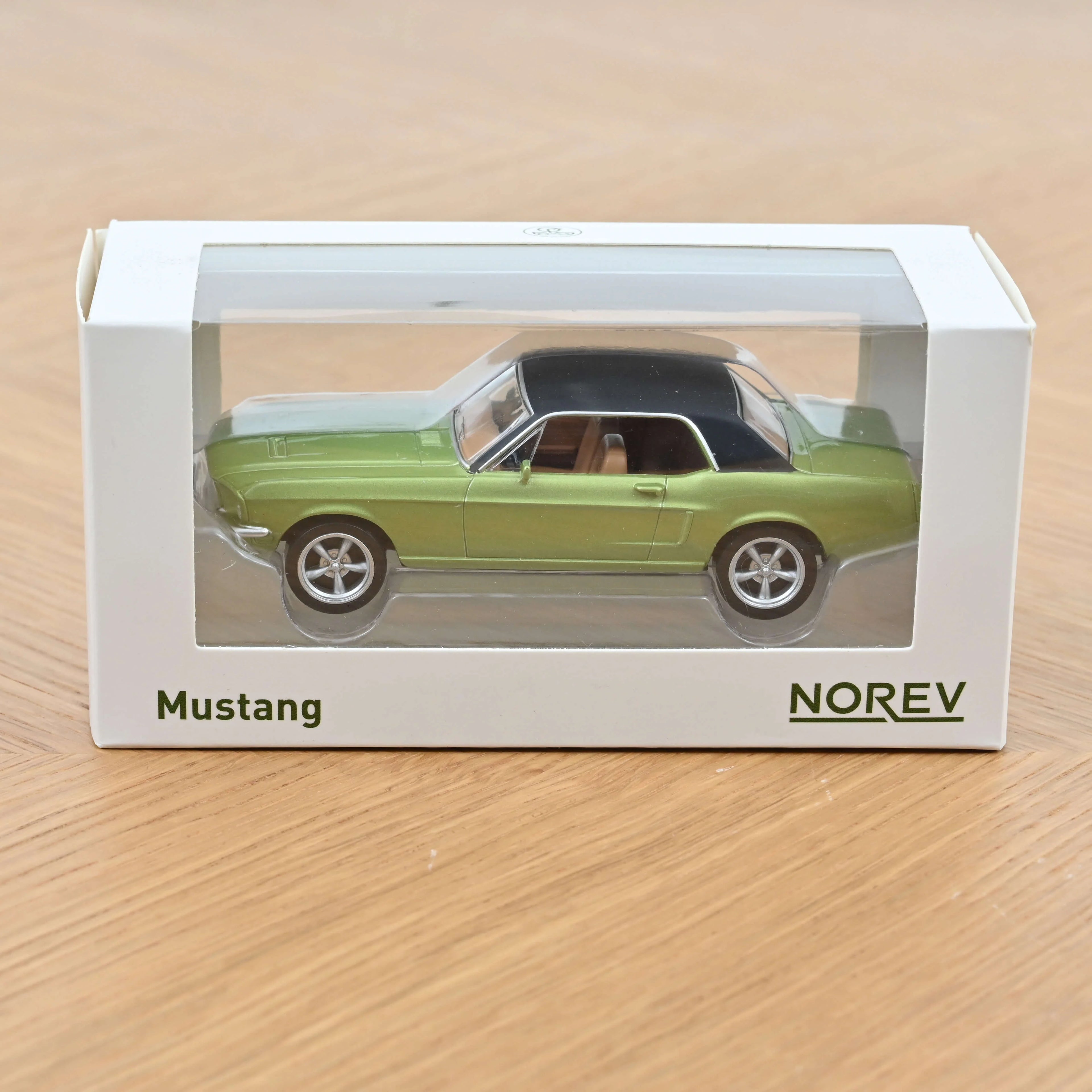 Ford Mustang Coupé 1968 Vert Métallisé Jet-car 1:43